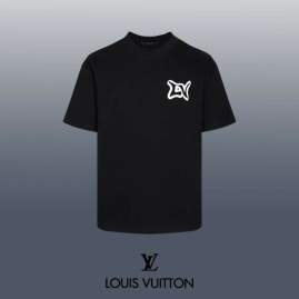 Picture of Louis Vuitton T Shirts Short _SKULVXS-Lsxitx1436755